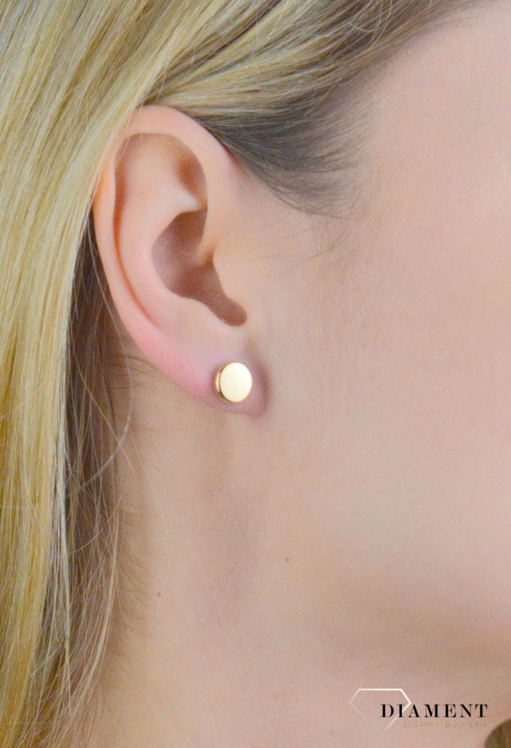 Kolczyki złote płaskie okrągłe 375 na sztyft KL 6531A 375.  Złote kolczyki damskie. Kolczyki złote na sztyft. Klasyczne złote kolczyki. Kolczyki złote gładkie. Kolczyki złote damskie na prezent..jpg